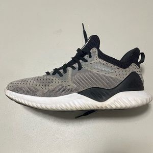 Adidas alphabounce
